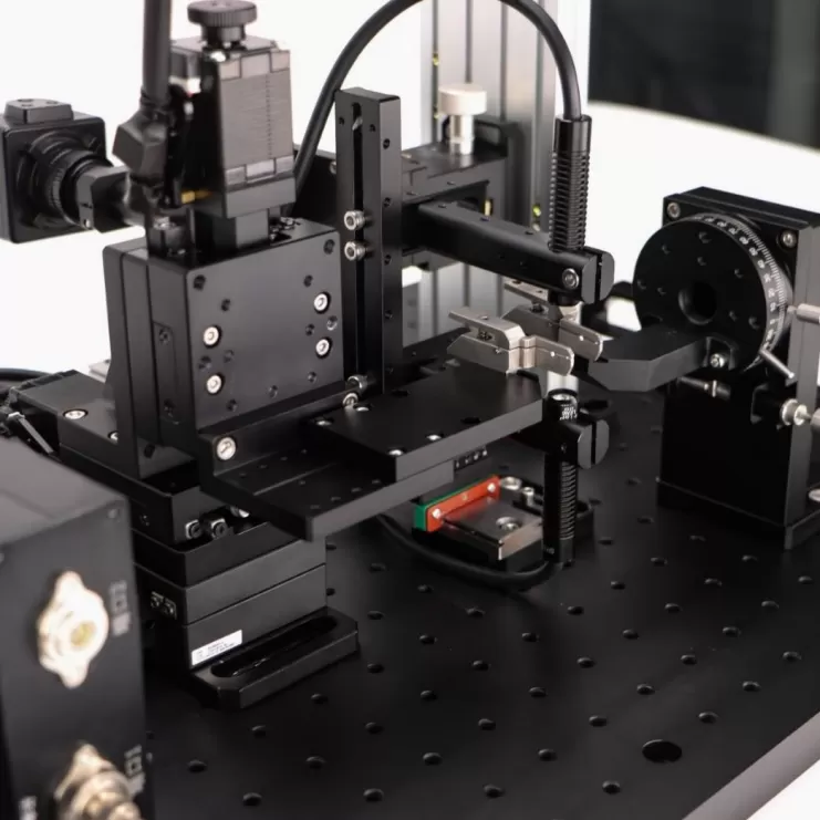 复坦希CWDM半自动对位耦合系统(图5) CWDM半自动对位耦合系统(图5)